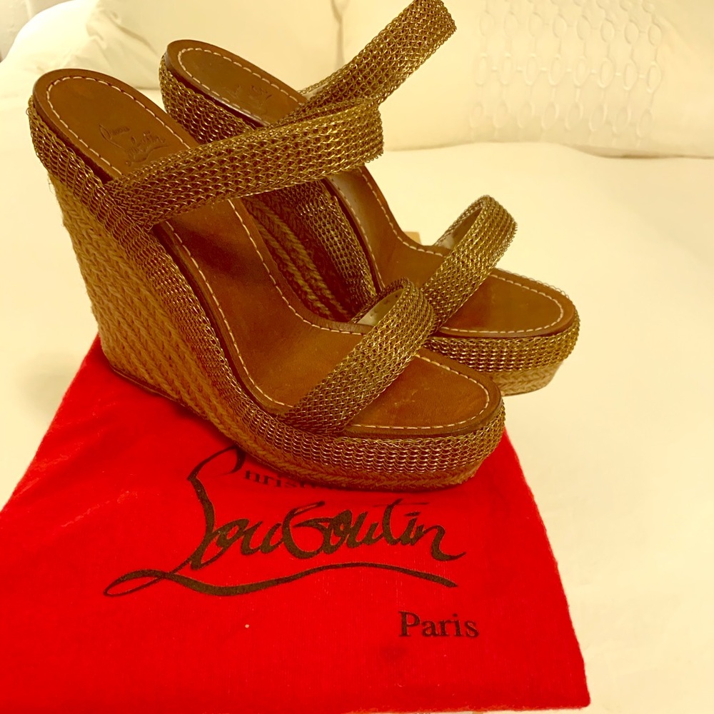 Wedge sandals